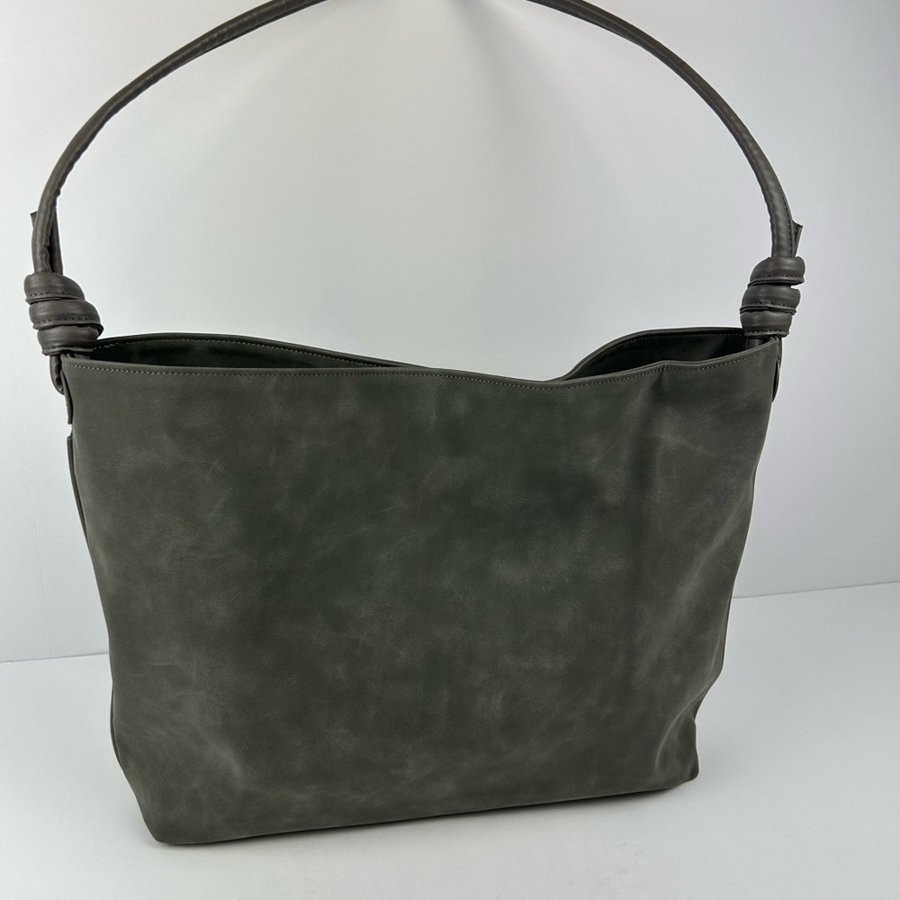 8 Other Reasons Betsy Slouch Tote in Stone Shoulder bag Roomy and Modern